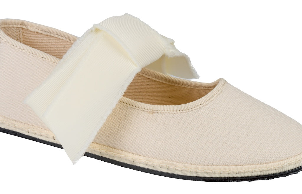 Mary Jane Ecru Maxi Bow