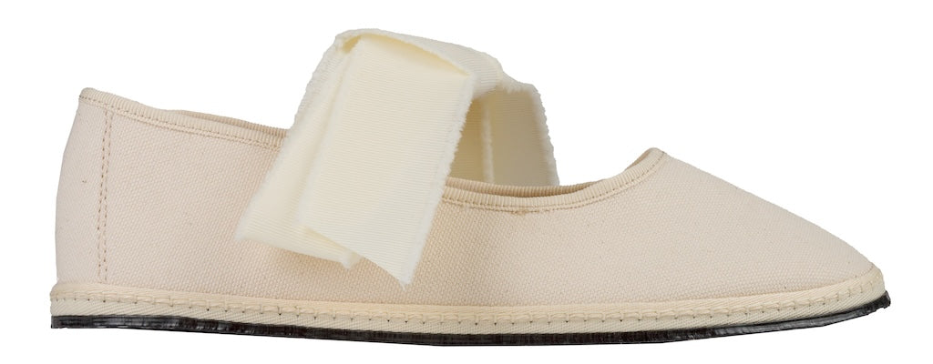 Mary Jane Ecru Maxi Bow