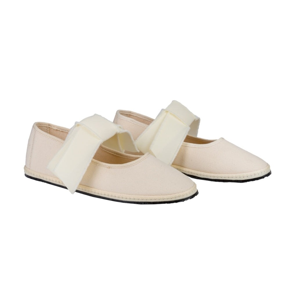 Mary Jane Ecru Maxi Bow