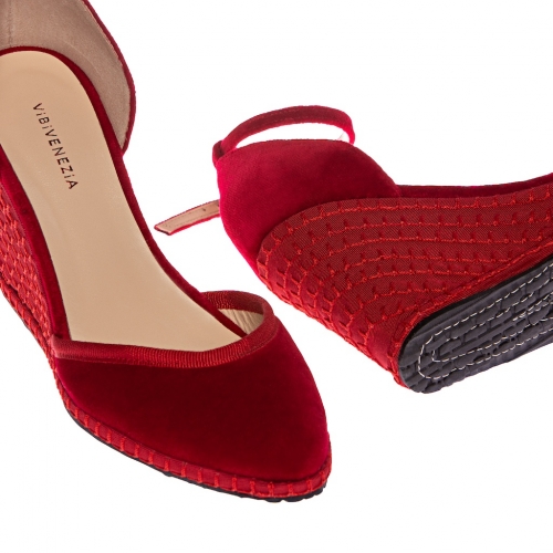 CHERRY - WEDGES WITH ANKLE LACE