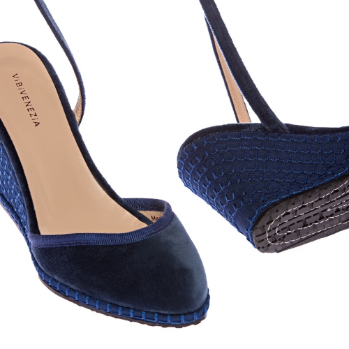 DELFINA - LACES WEDGES