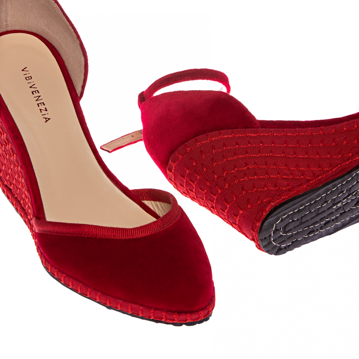 CHERRY WEDGES WITH ANKLE LACE